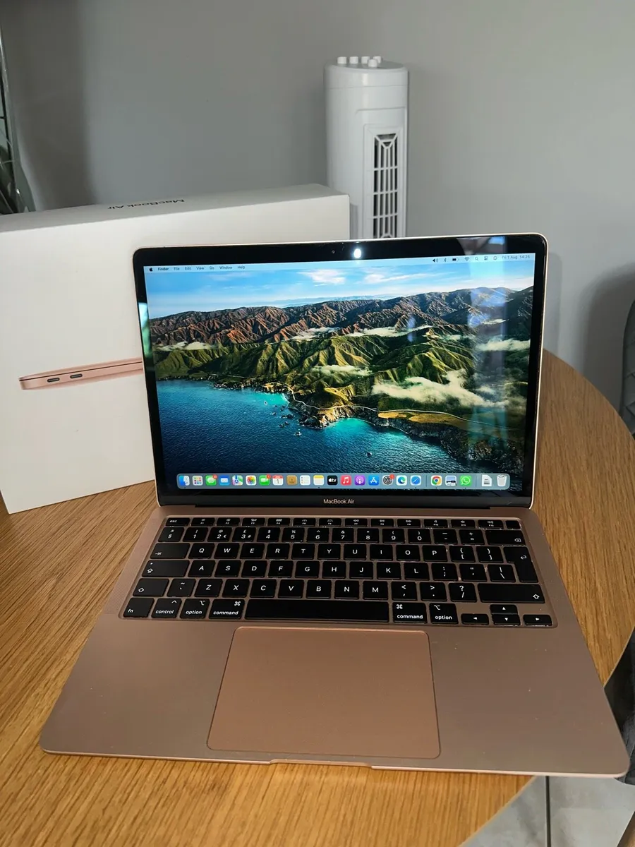 MacBook Air - Image 1