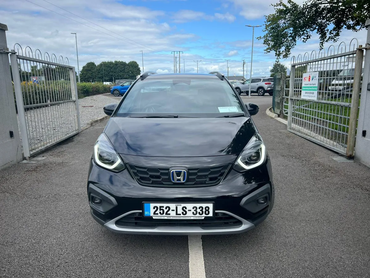 Honda Jazz Crosstar Advance HEV (Demo)2025 - Image 2