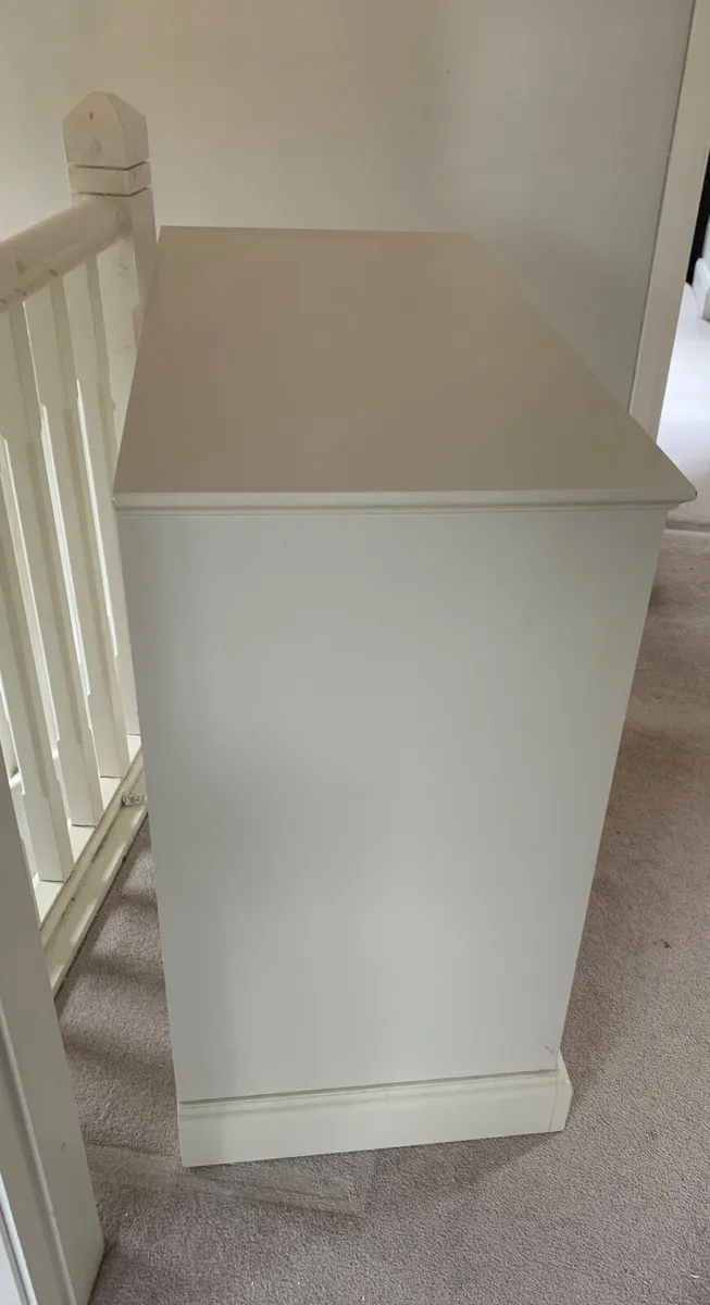 Chest of drawers - Image 2
