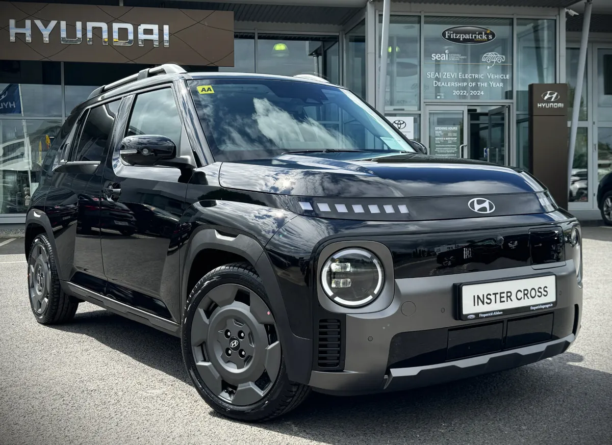 2025 INSTER CROSS - 49KWH - Image 1