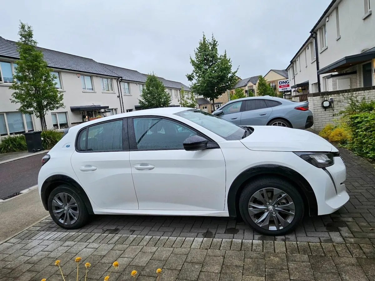 Peugeot 208 2022 - Image 3