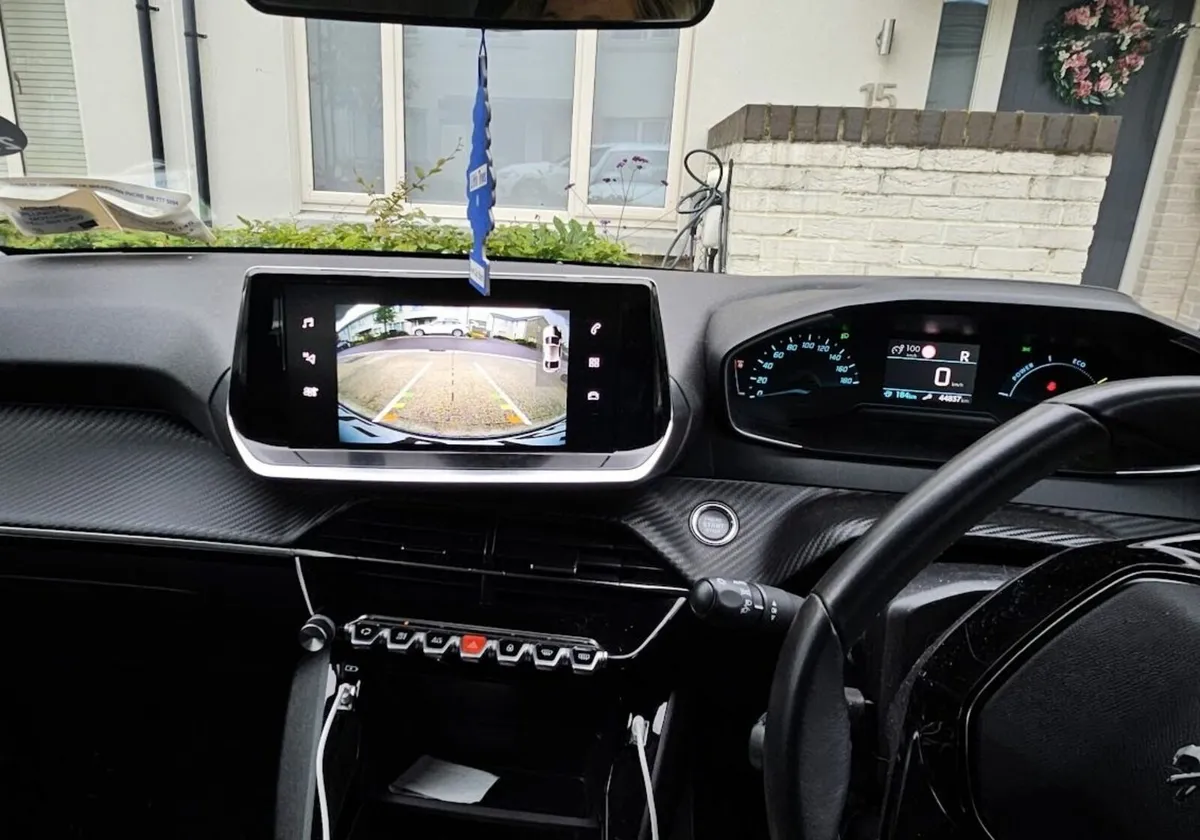 Peugeot 208 2022 - Image 4