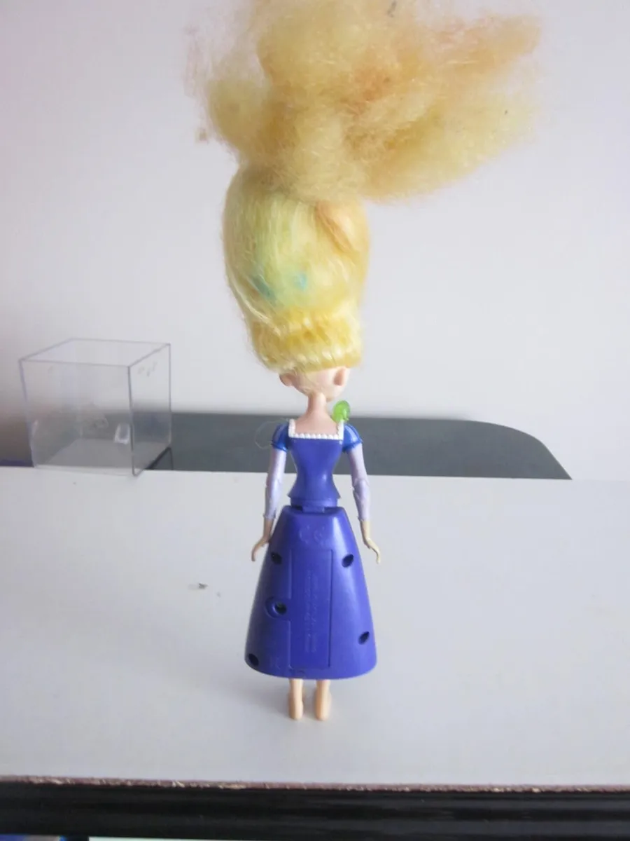 Disney Musical Lights Rapunzel Doll  Sings - Image 3
