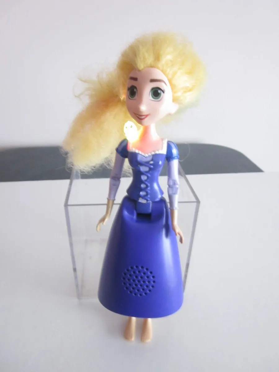 Disney Musical Lights Rapunzel Doll  Sings - Image 4