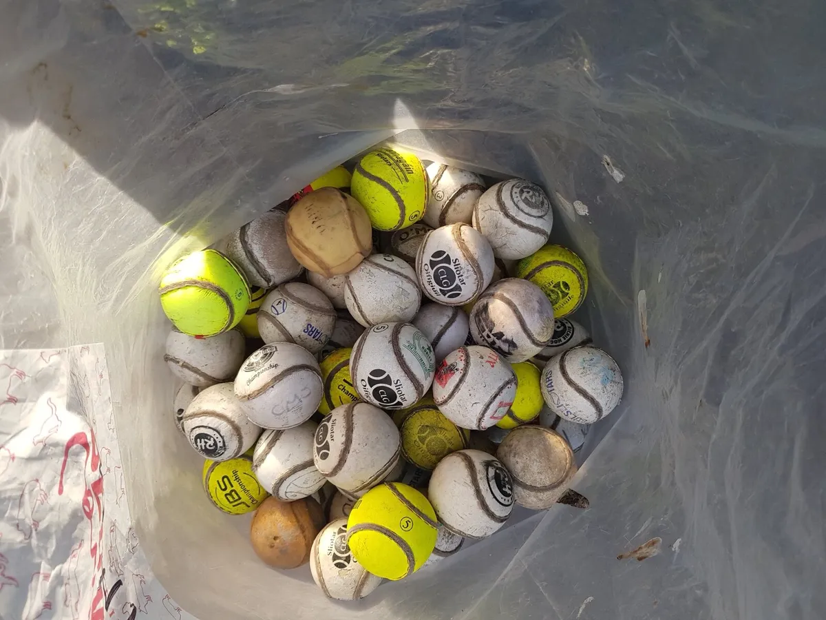 Hurling and Golf Balls - Image 2