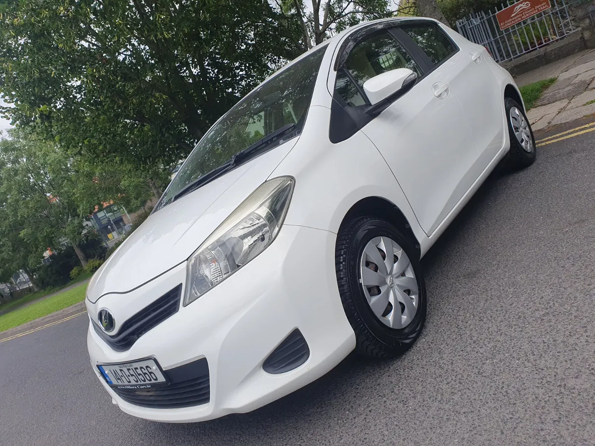 Toyota Yaris 2014, 1.0 Petrol, Automatic, Low KM's - Image 3