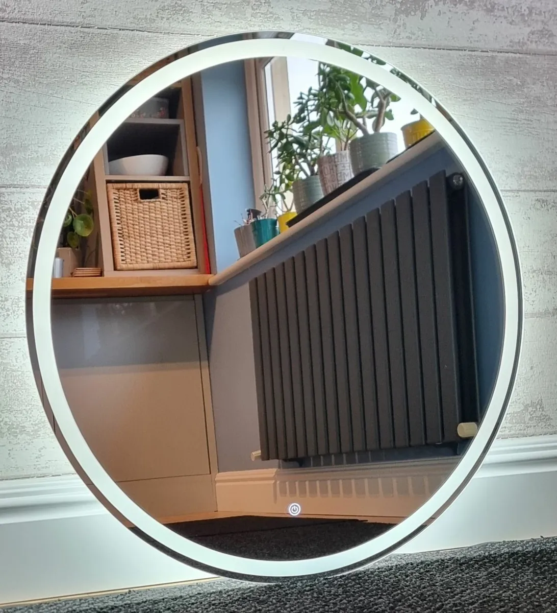 LED Bathroom Mirror Round Demister Antifog - Image 2