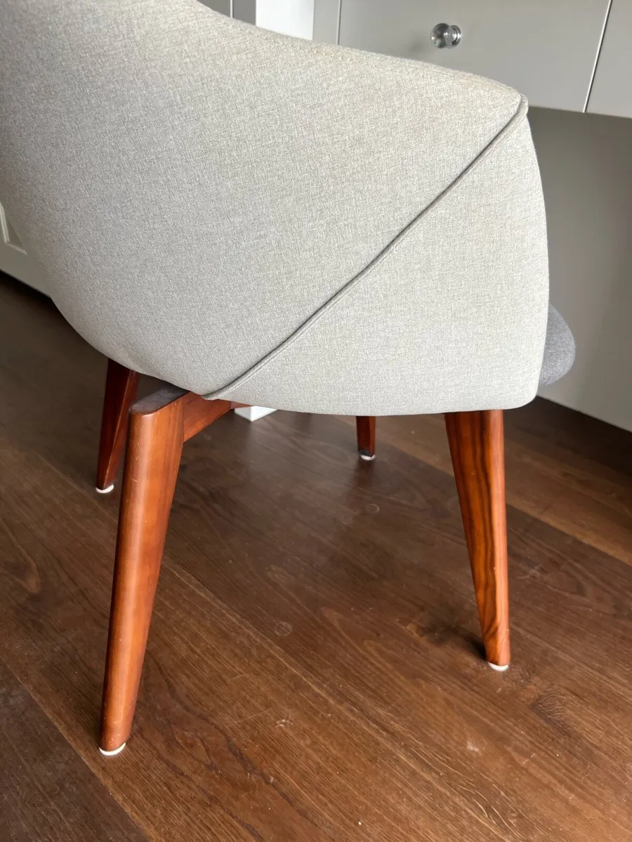 Bedroom Study Chair - Image 4