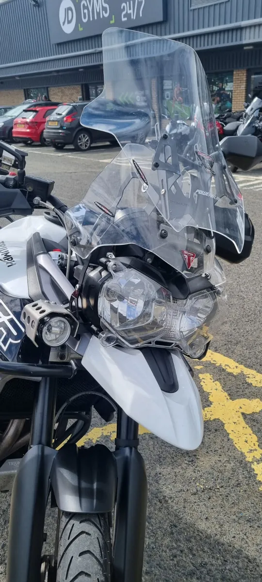 Triumph Tiger 800XCX - Image 3