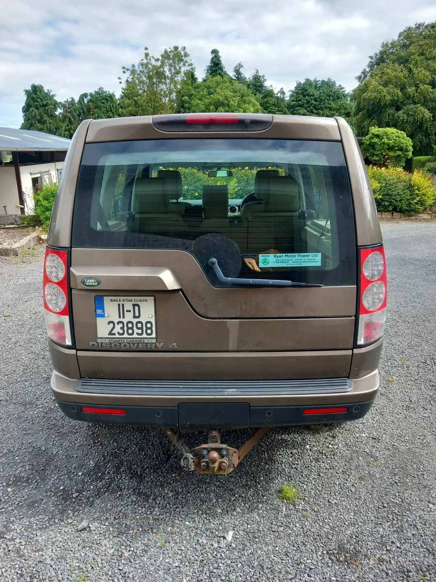 Land Rover Discovery 2011 - Image 2