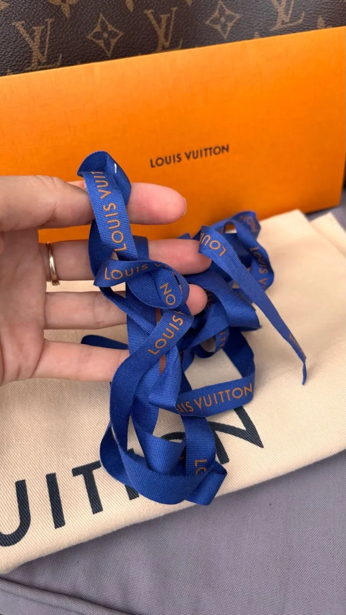 Louis Vuitton bag Graceful pm - Image 2