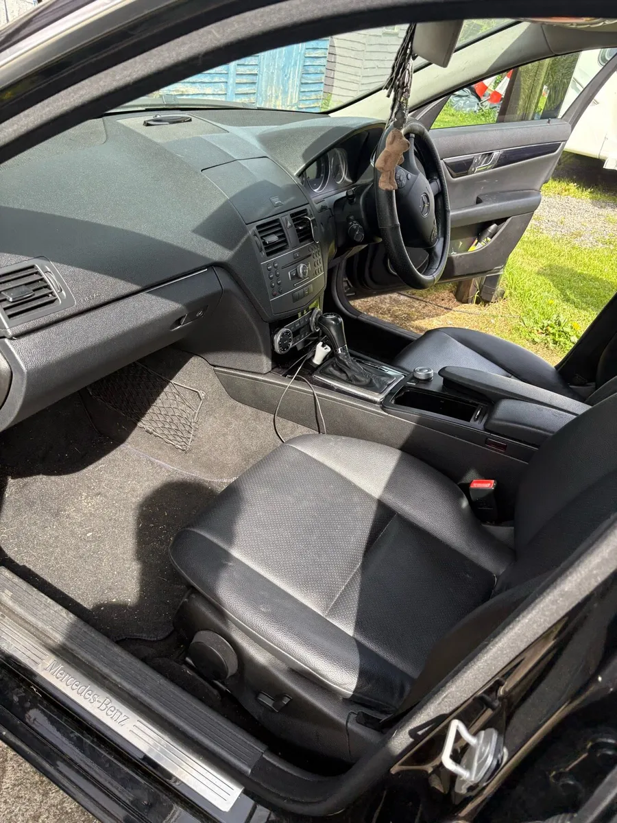2010 Mercedes c220 Automatic - Image 2