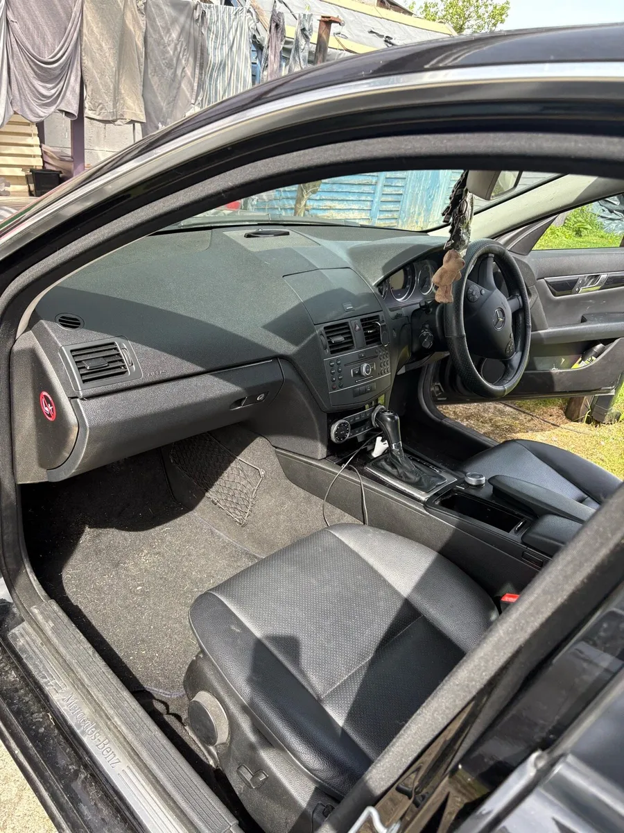 2010 Mercedes c220 Automatic - Image 3