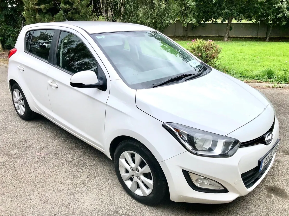 132 Hyundai i20 Dci !! Valve !! Read Ad €2295 - Image 3