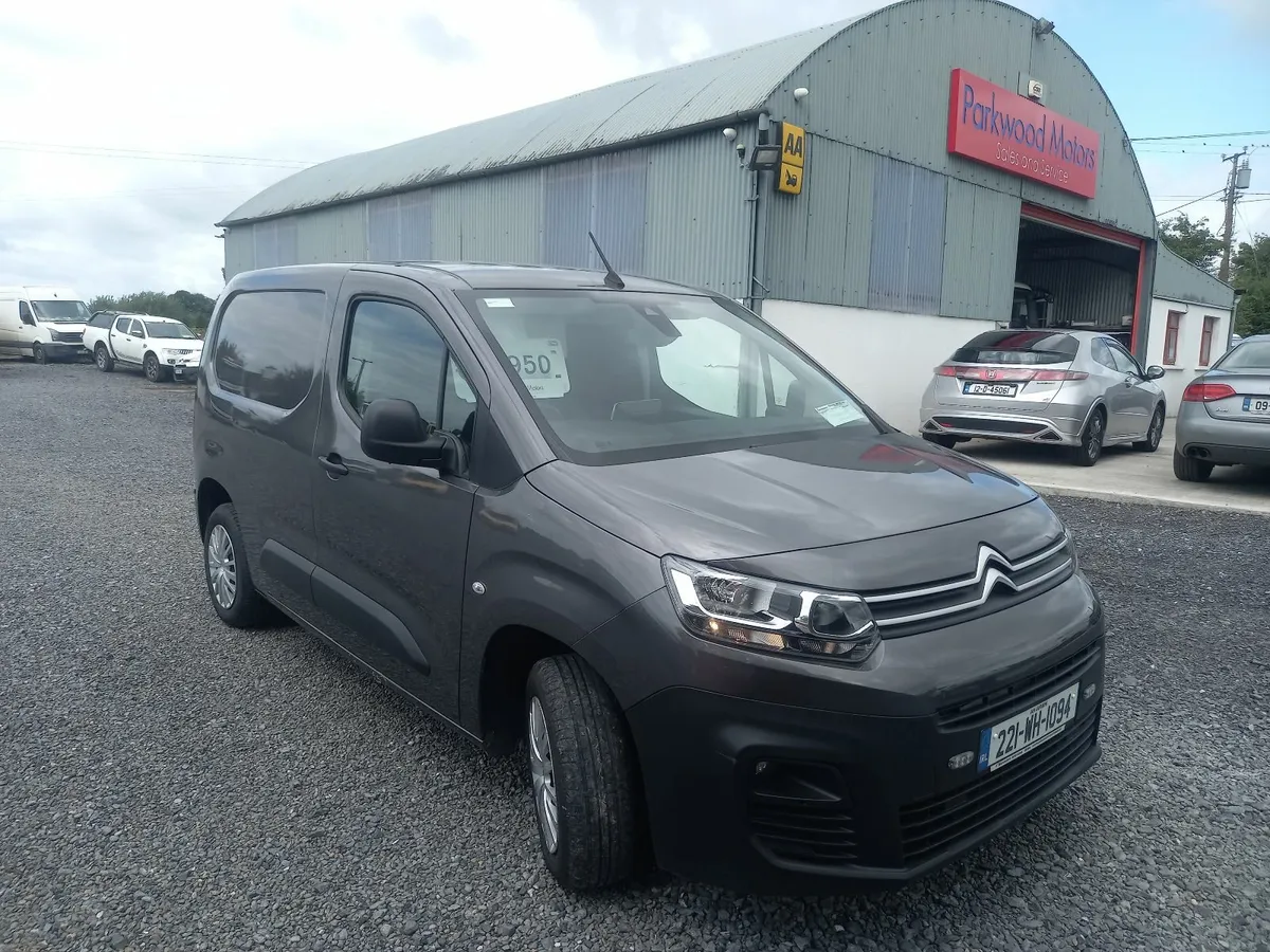 Citroen Berlingo 2022 - Image 1