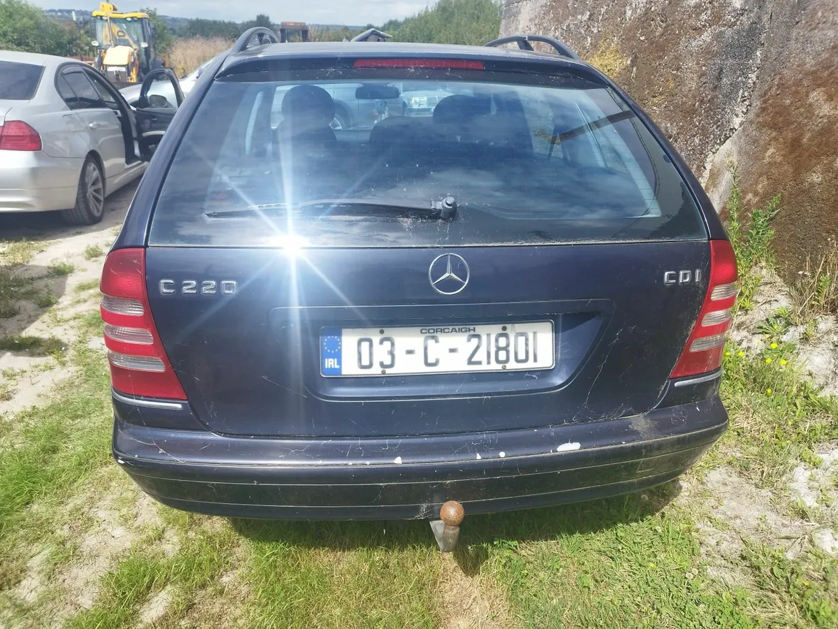 2003 Mercedes 220Cdi automatic estate. OM611 engin - Image 4