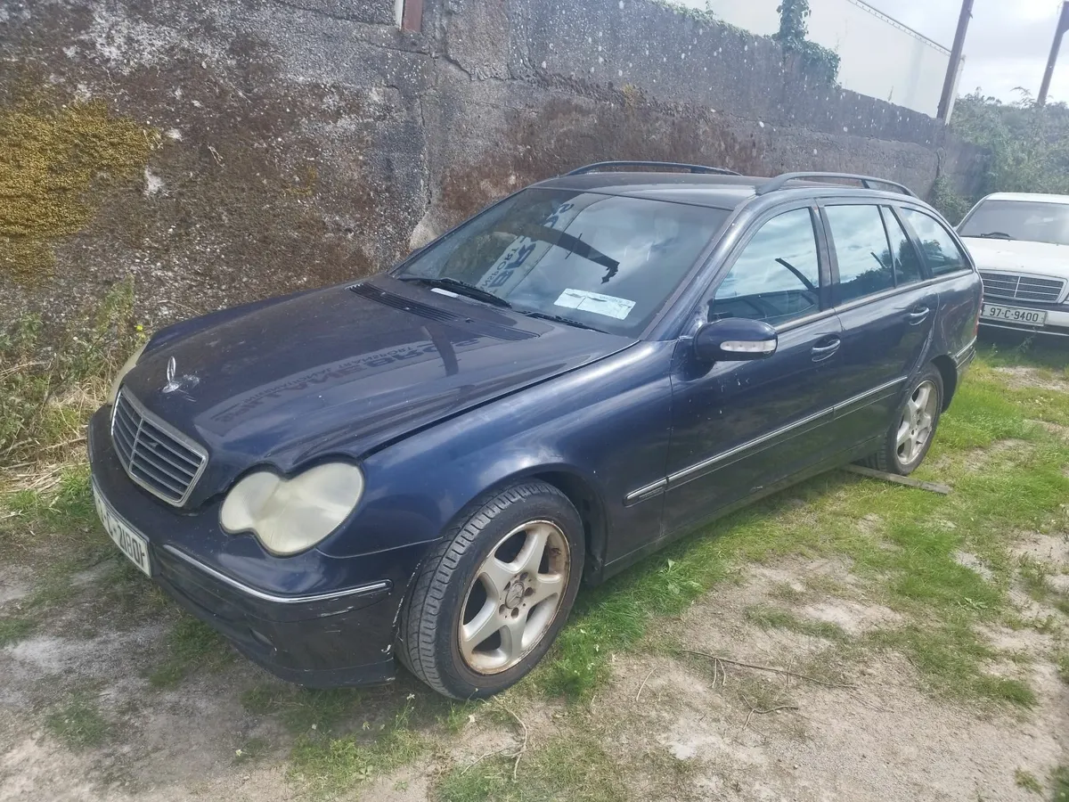 2003 Mercedes 220Cdi automatic estate. OM611 engin - Image 1