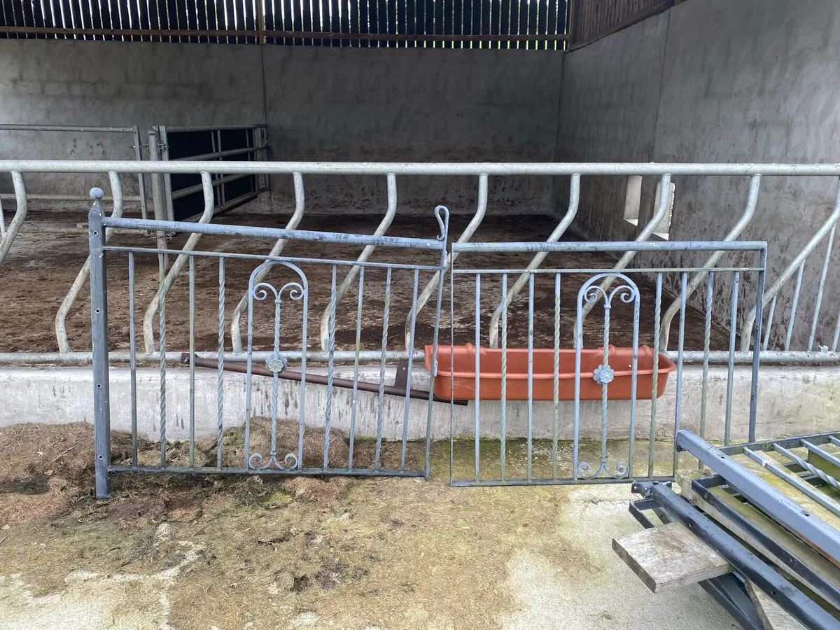 Massey Ferguson Mudguard fenders - Image 3