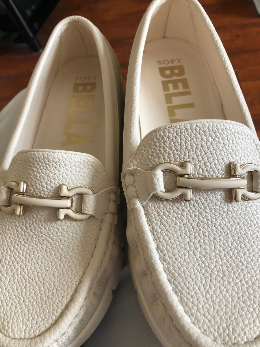 Ladies Shoes - Image 1