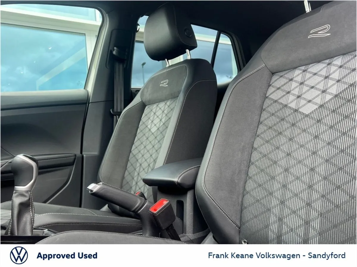 Volkswagen T-Cross  r-line  1.0 TSI 115HP Manual - Image 4
