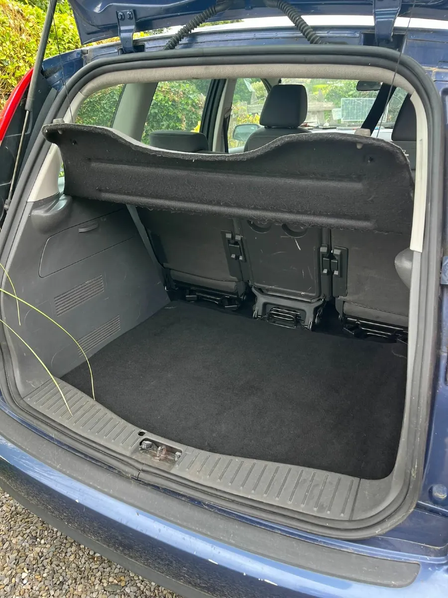Ford Focus C-Max 2005 - Image 2