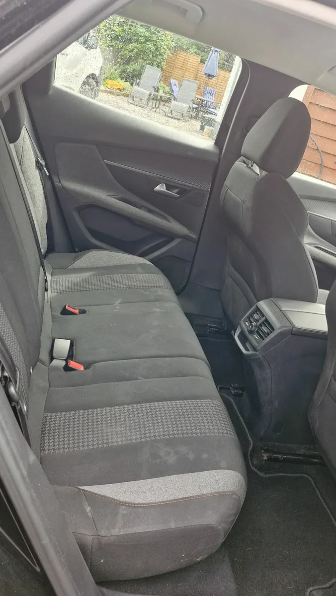 Peugeot 3008 2021 - Image 3