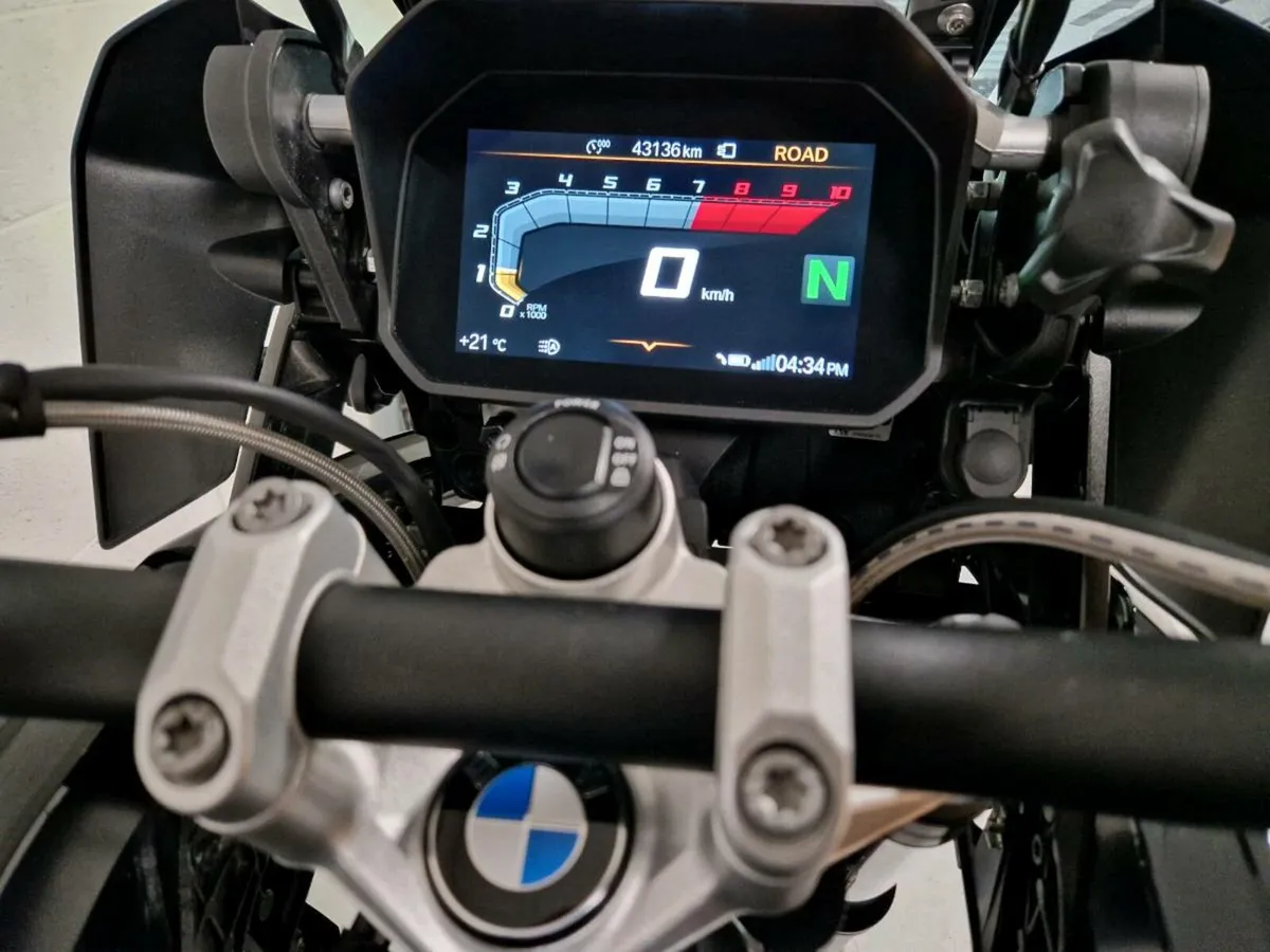 BMW R1250 GS TE Exclusive - Image 3