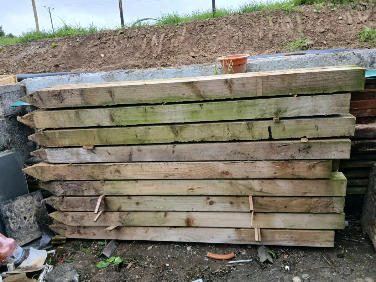 Fencing stakes - Image 4
