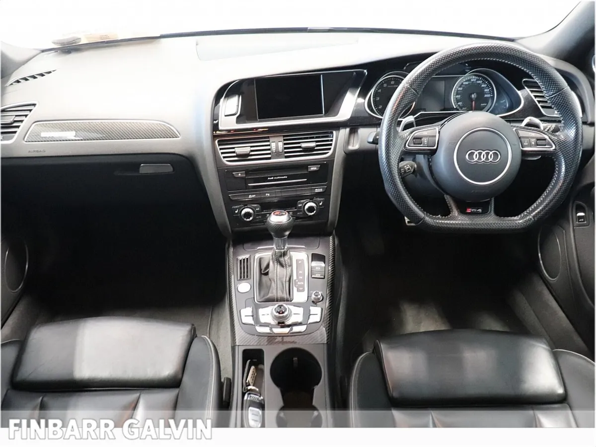 RS4 4.2 FSI QUATTRO 450PS  AUTO - Image 4