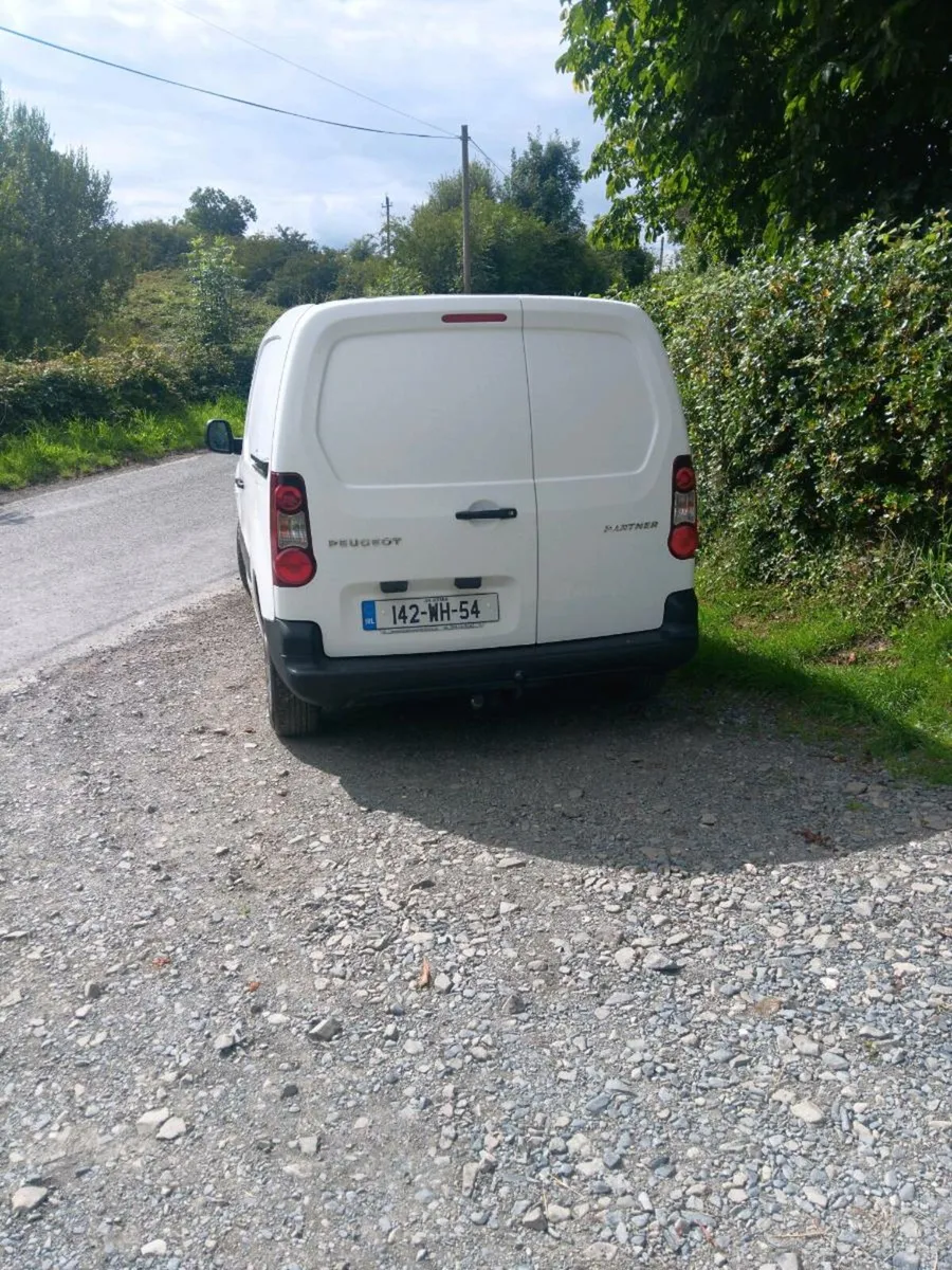 142 peugeot partner van - Image 3