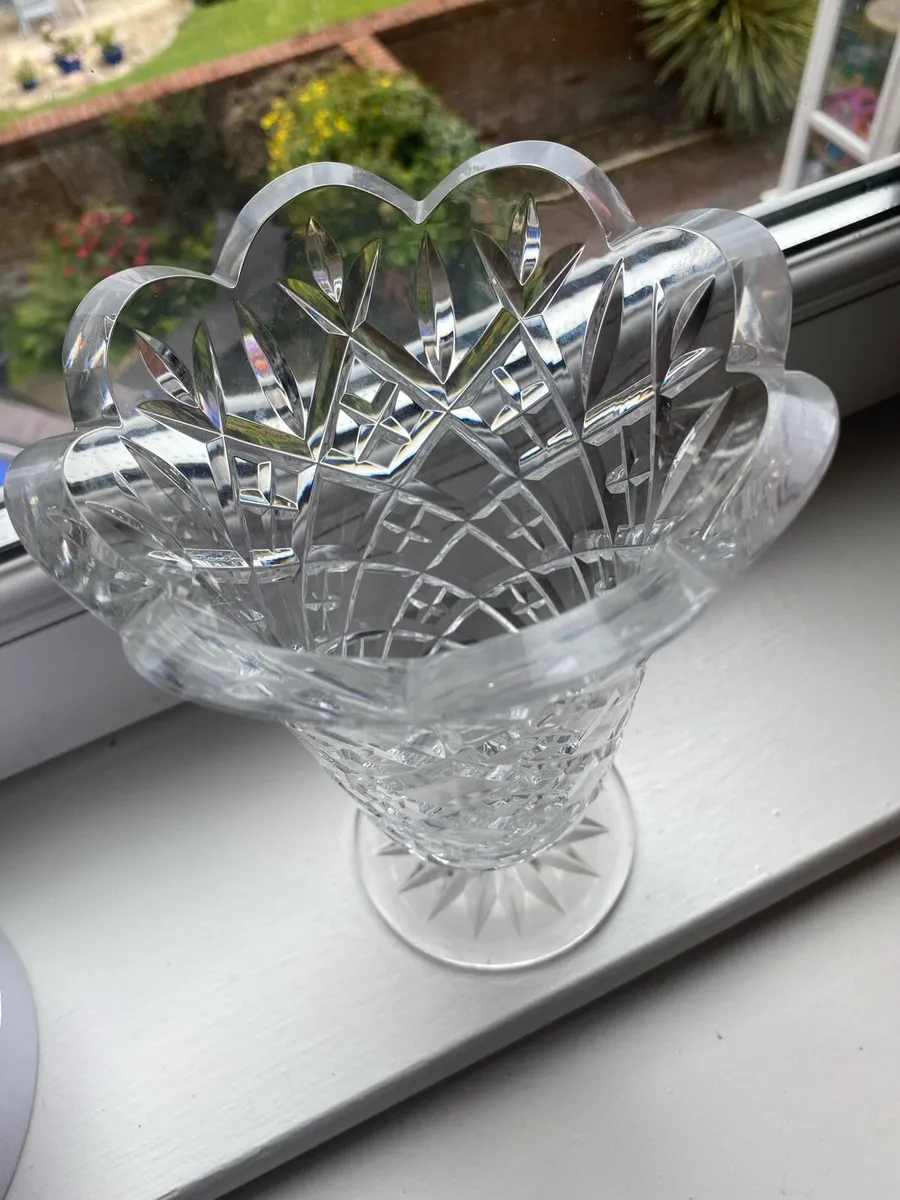 Vintage Waterford Crystal Vase - Image 2