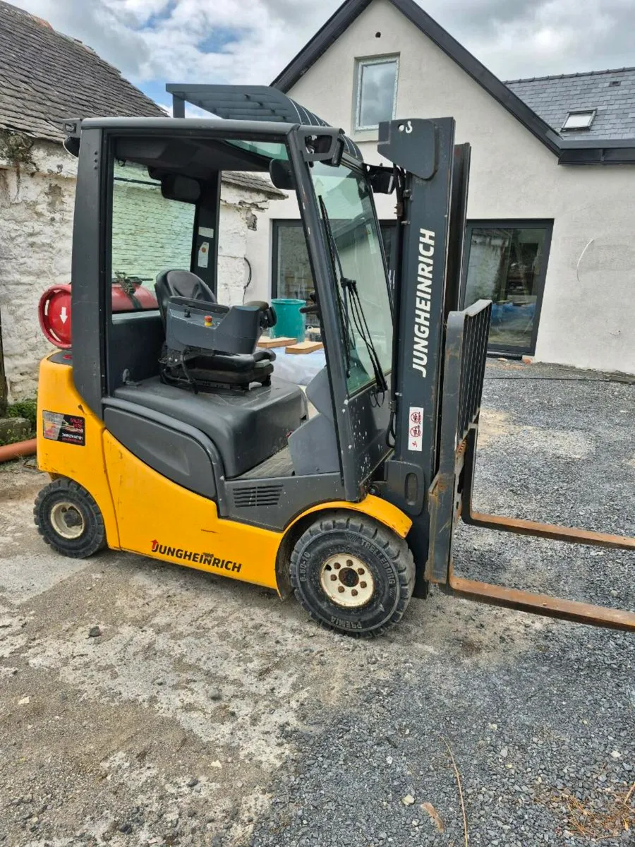 Forklift for sale - Image 2