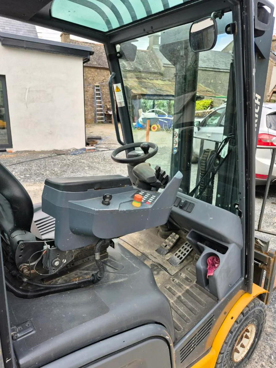 Forklift for sale - Image 3