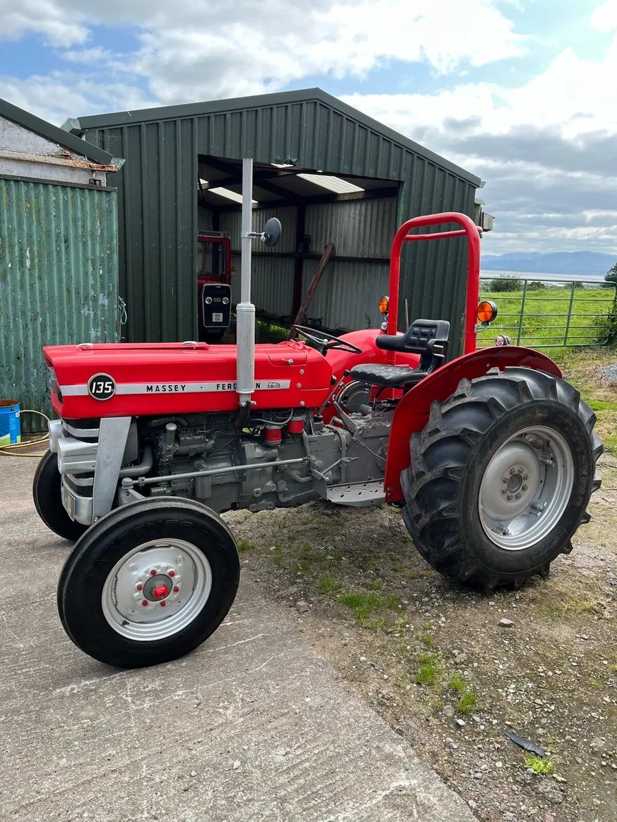 Massey Ferguson 135 - Image 1