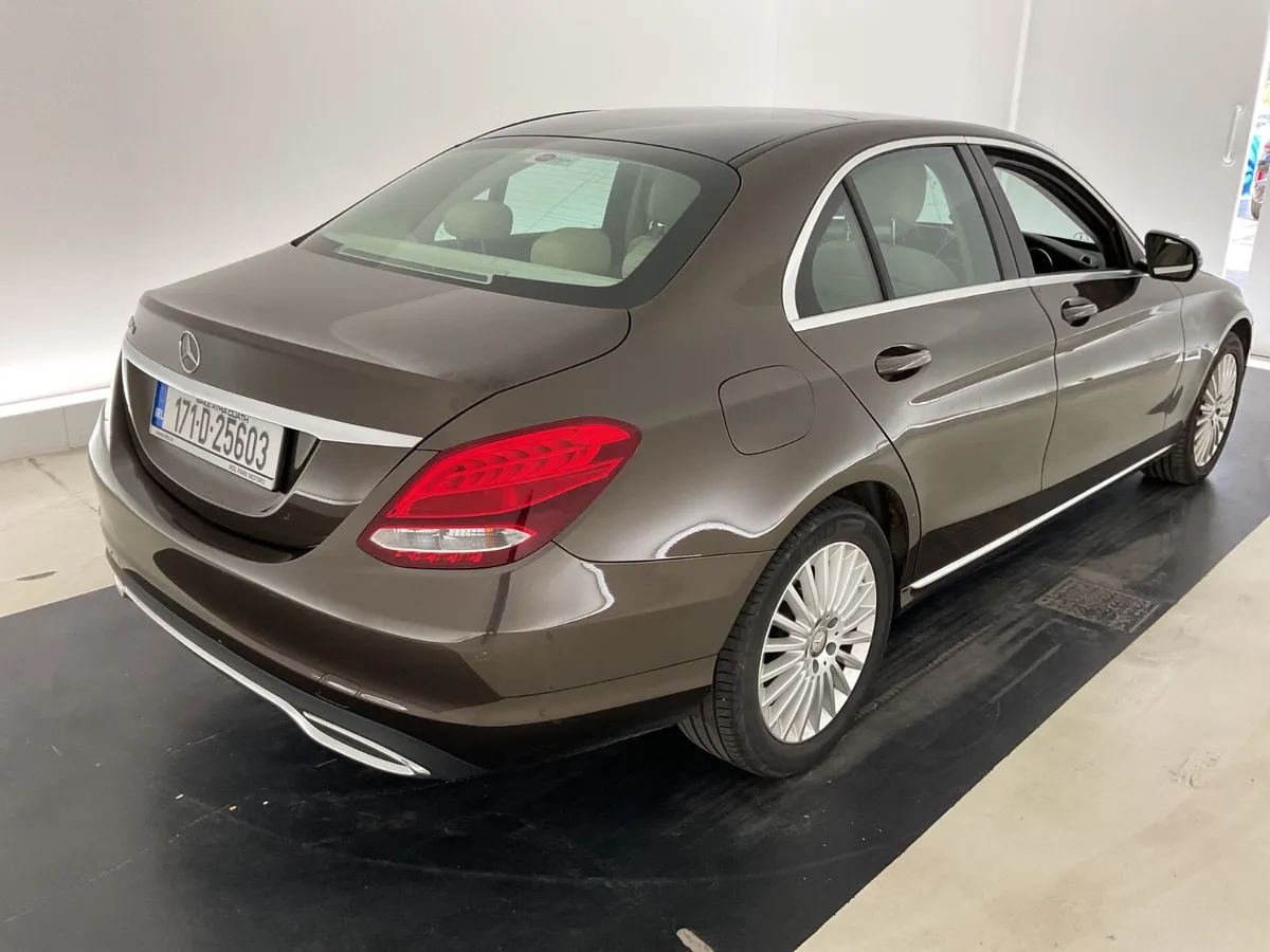 Mercedes-Benz C-Class 2017 For Auction - Image 4