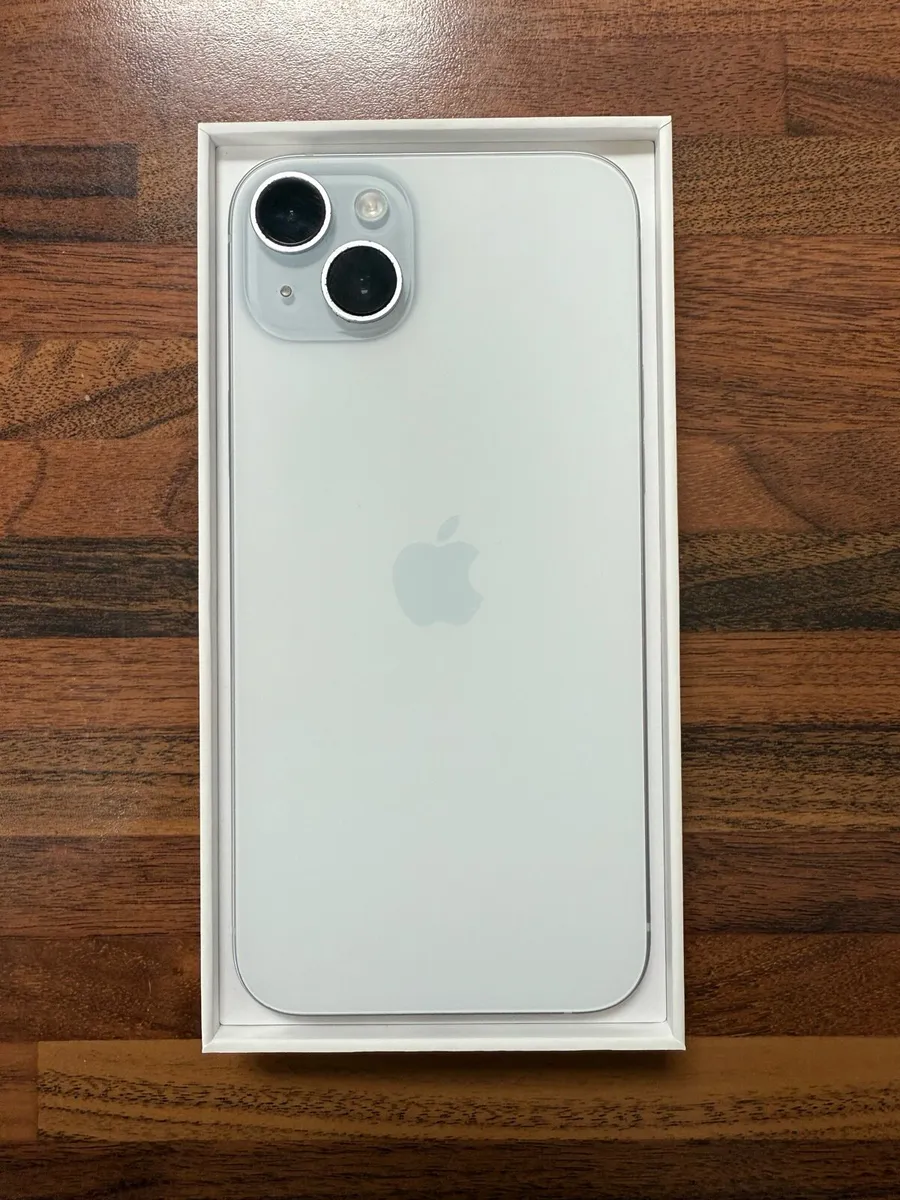 iPhone 15 Plus - Image 1