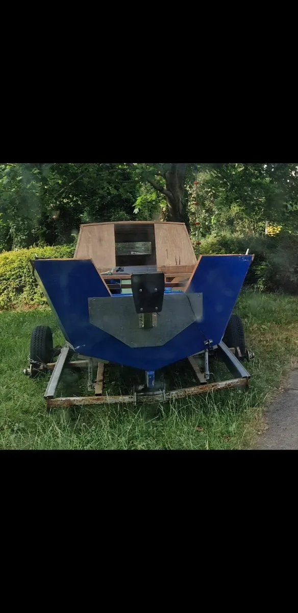 18ft skiff boat, trailer, engine - Image 2