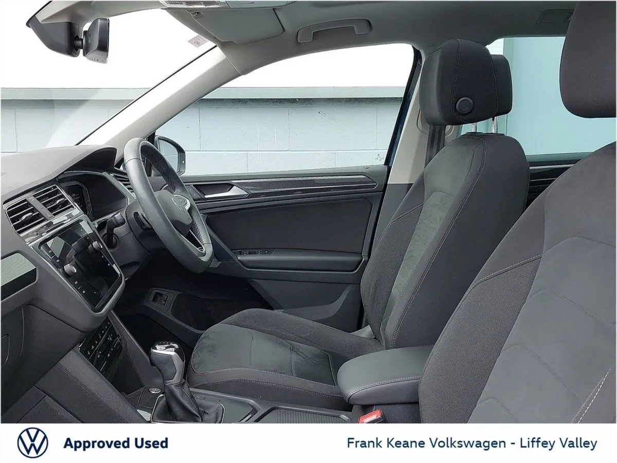 Volkswagen Tiguan Elegance Auto 1.4tsi Phev 245BH - Image 4