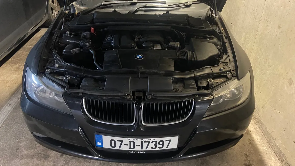 BMW 318 i - 2007 - Image 3