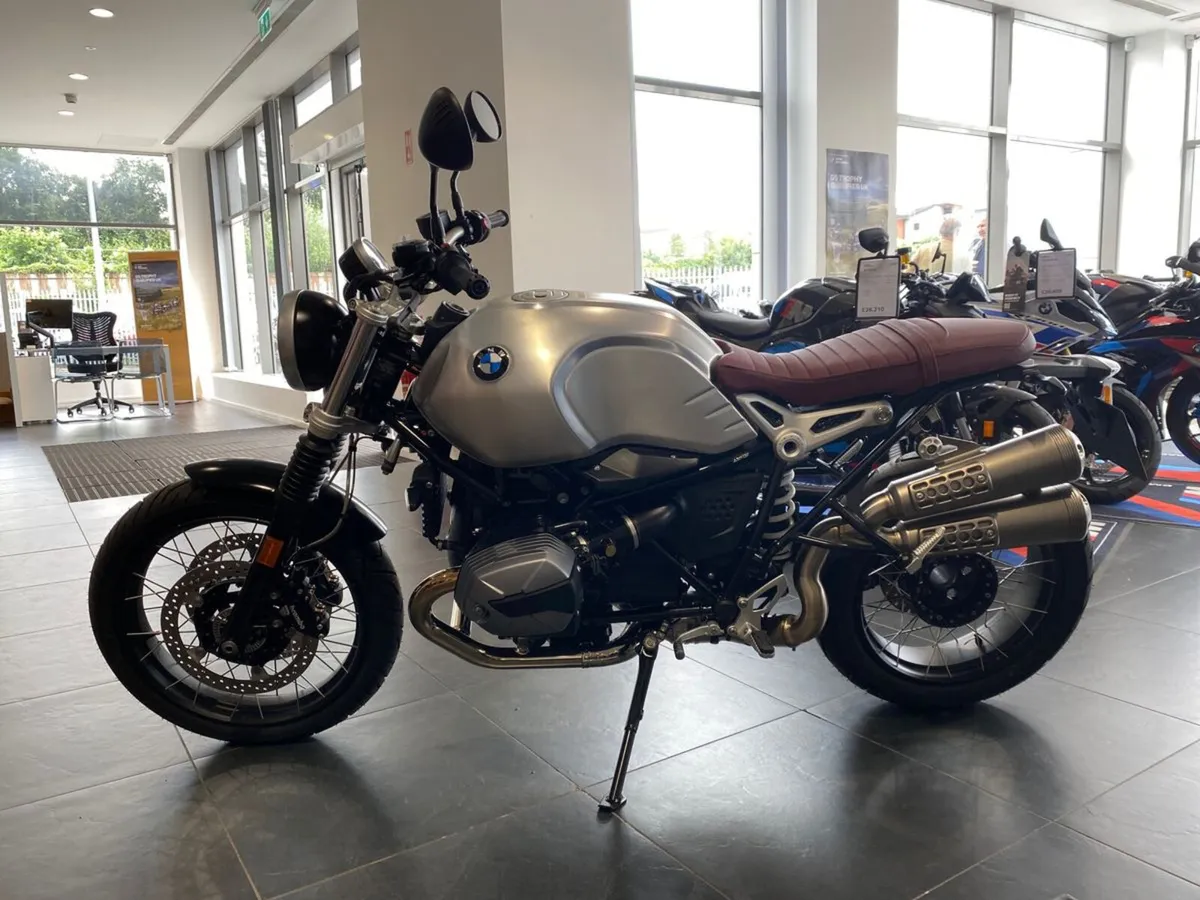 2022 BMW RnineT Scrambler with just 3 miles! - Image 2