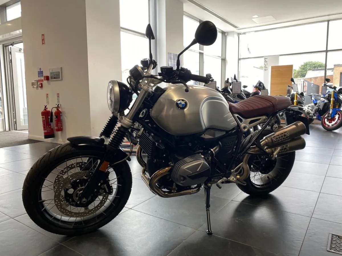 2022 BMW RnineT Scrambler with just 3 miles! - Image 4