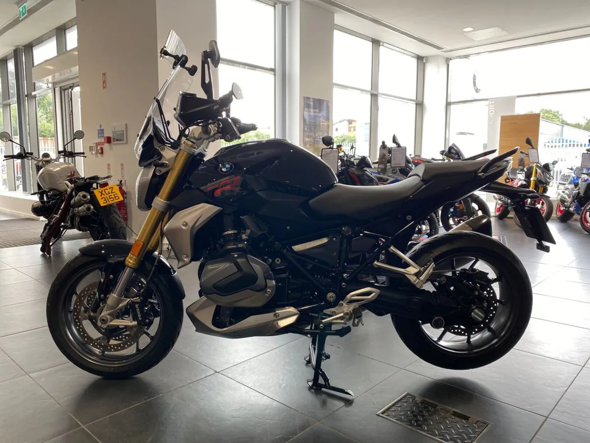 2019 BMW R1250R - Massive Spec - NI Reg! - Image 2