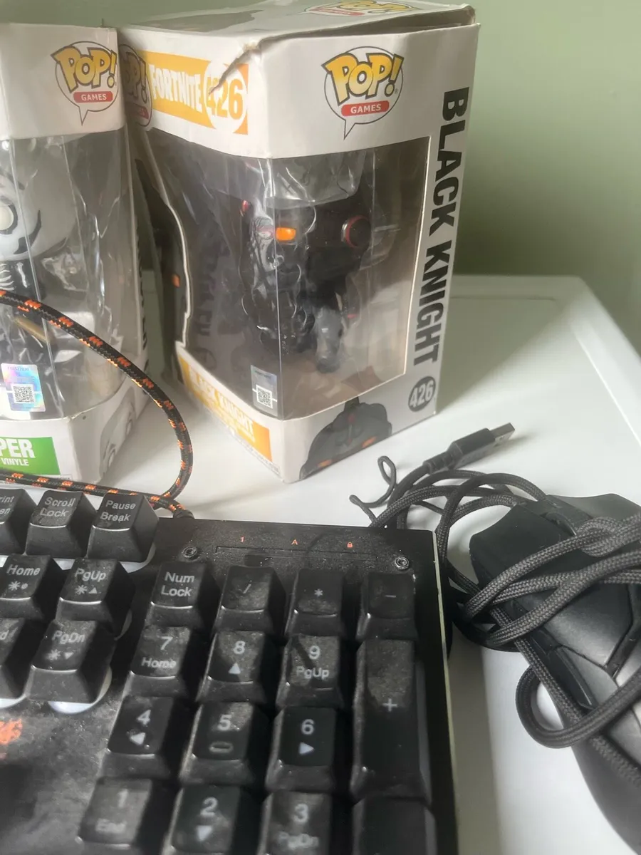 Fortnite memorabilia key board mouse - Image 4