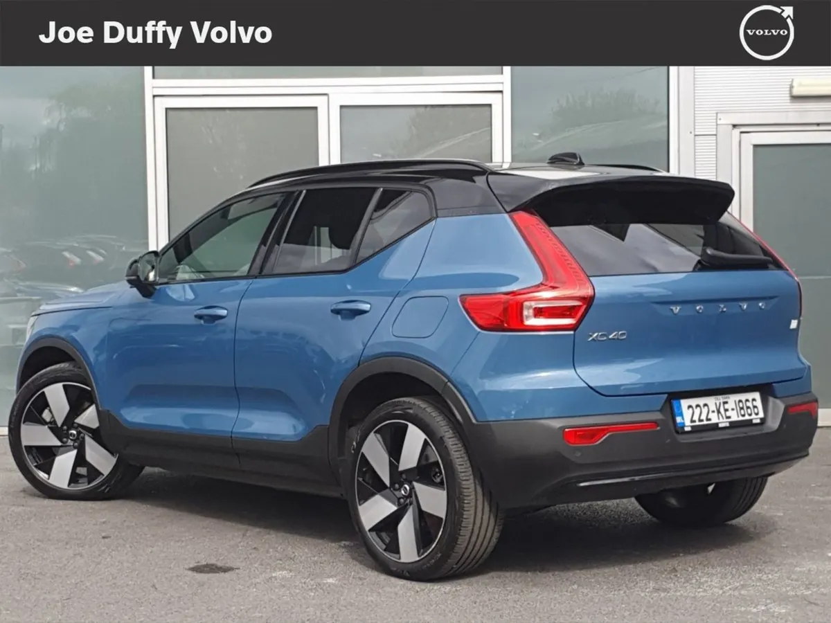 Volvo XC40 Ultimate BEV - Image 2