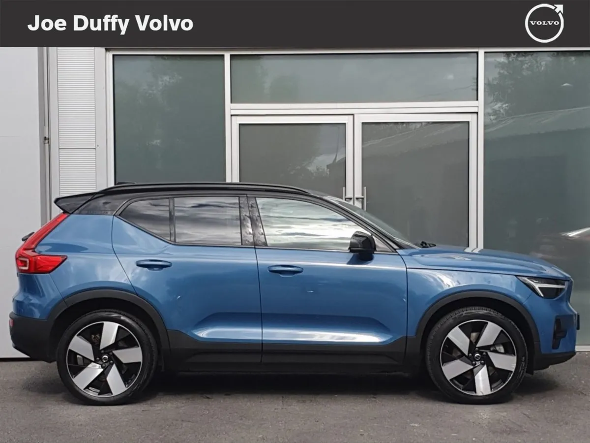 Volvo XC40 Ultimate BEV - Image 4