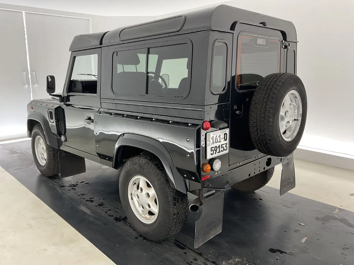 Land Rover Defender 2016 For Auction - Image 3