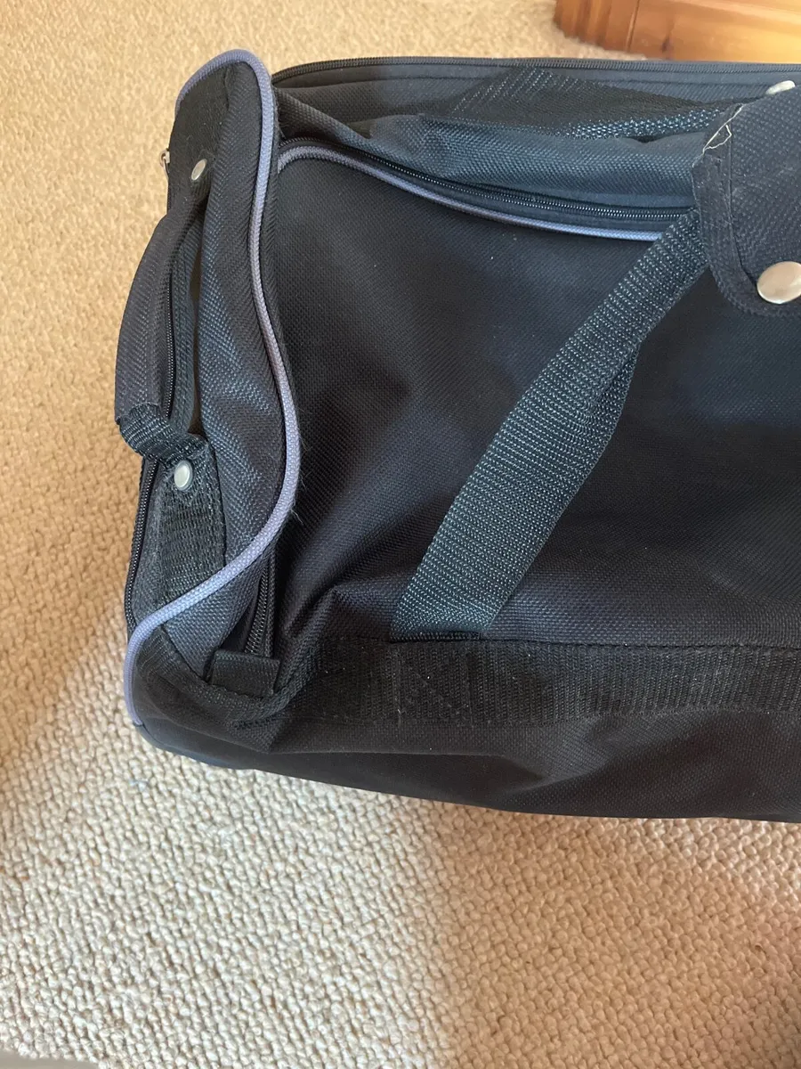 Black trolley case suitcase / cabin case - Image 4