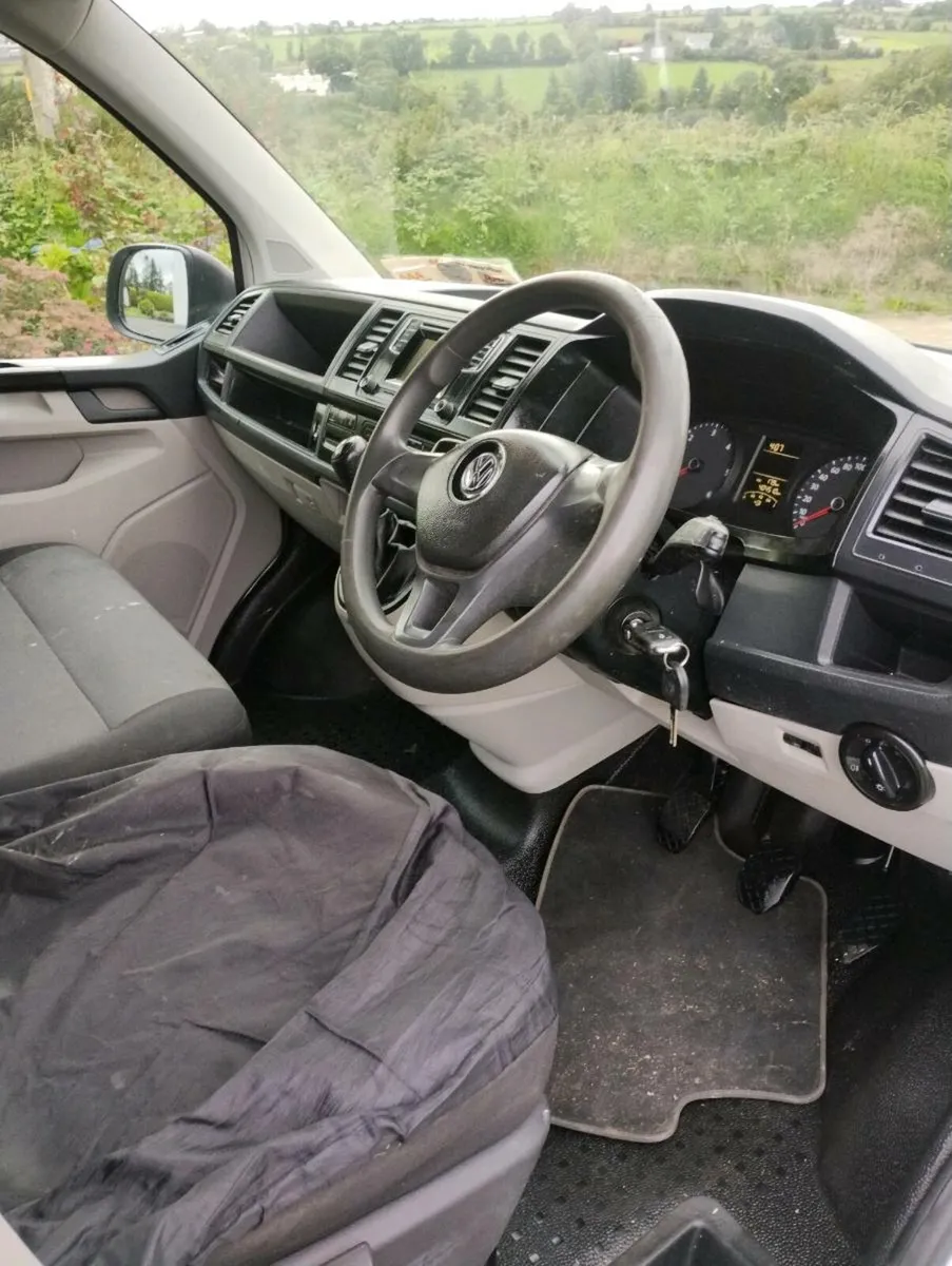 VW Transporter - Image 3