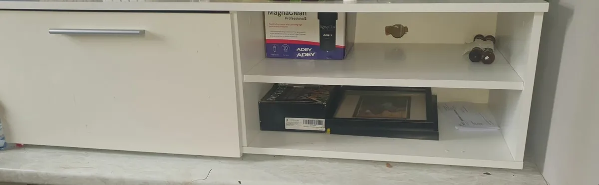 Tv unit - Image 2