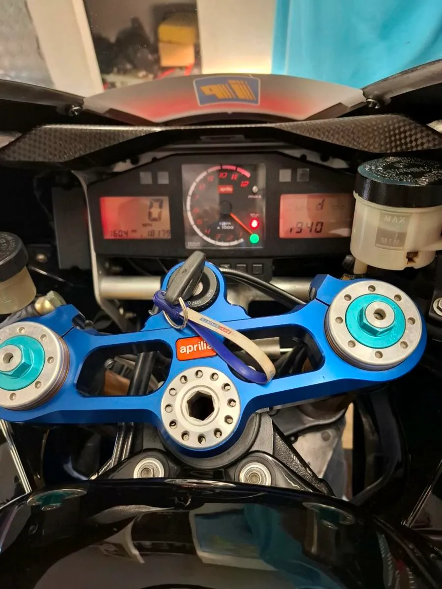 Motorcycle - Image 3